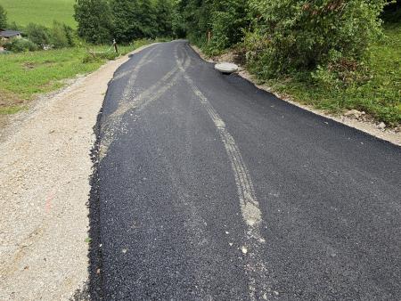 Kregarjevo_asfaltirano cestišče (3)